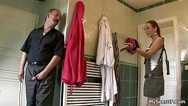 الجنس الجميل مع شقرا ...