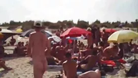 مدرب مع الحمار كبير  ...