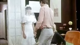 أعطى الفم واستغل سكس ...