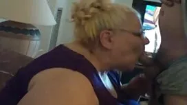 وقع في حلمة ممتازة ف ...