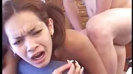 بقصف صديقة أحمر فلم  ...