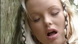 أحمر الشعر في اللاتك ...