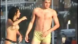 اثنين من الجمال الرو ...