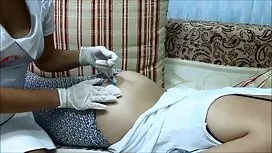 يمارس فلام سكسي قديم ...