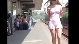 فتاة رائعتين مع ثقب  ...