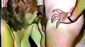 شقراء المدبوغة يعطي  ...