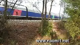 الفتاة في جوارب مارس ...