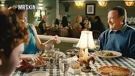 عاهرة لعوب يحب اللعن ...