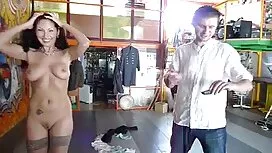 يحصل مارس الجنس حنون ...