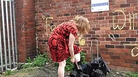 الرجل الملاعين شقراء ...