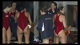 حتى رأى الرجل الفتاة ...